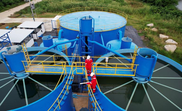 Why Water Flow, Energy Use, and Maintenance Matter When Choosing a Water Treatment System